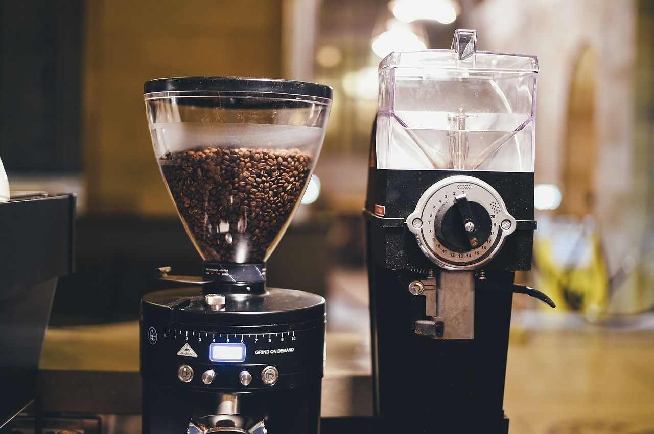 Wyposażenie do zrobienia perfekcyjnej kawy – co jest potrzebne?