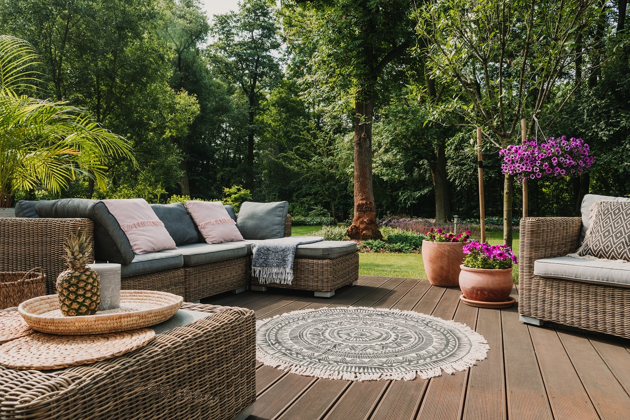 Jak nabyć praktyczne i komfortowe meble przeznaczone do ogrodu oraz na taras?